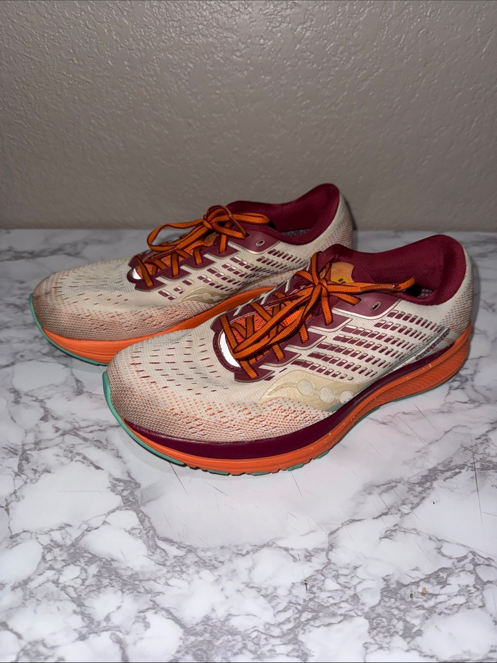 Saucony Turkey Trop Rance and Baste Running Shoes - size 7